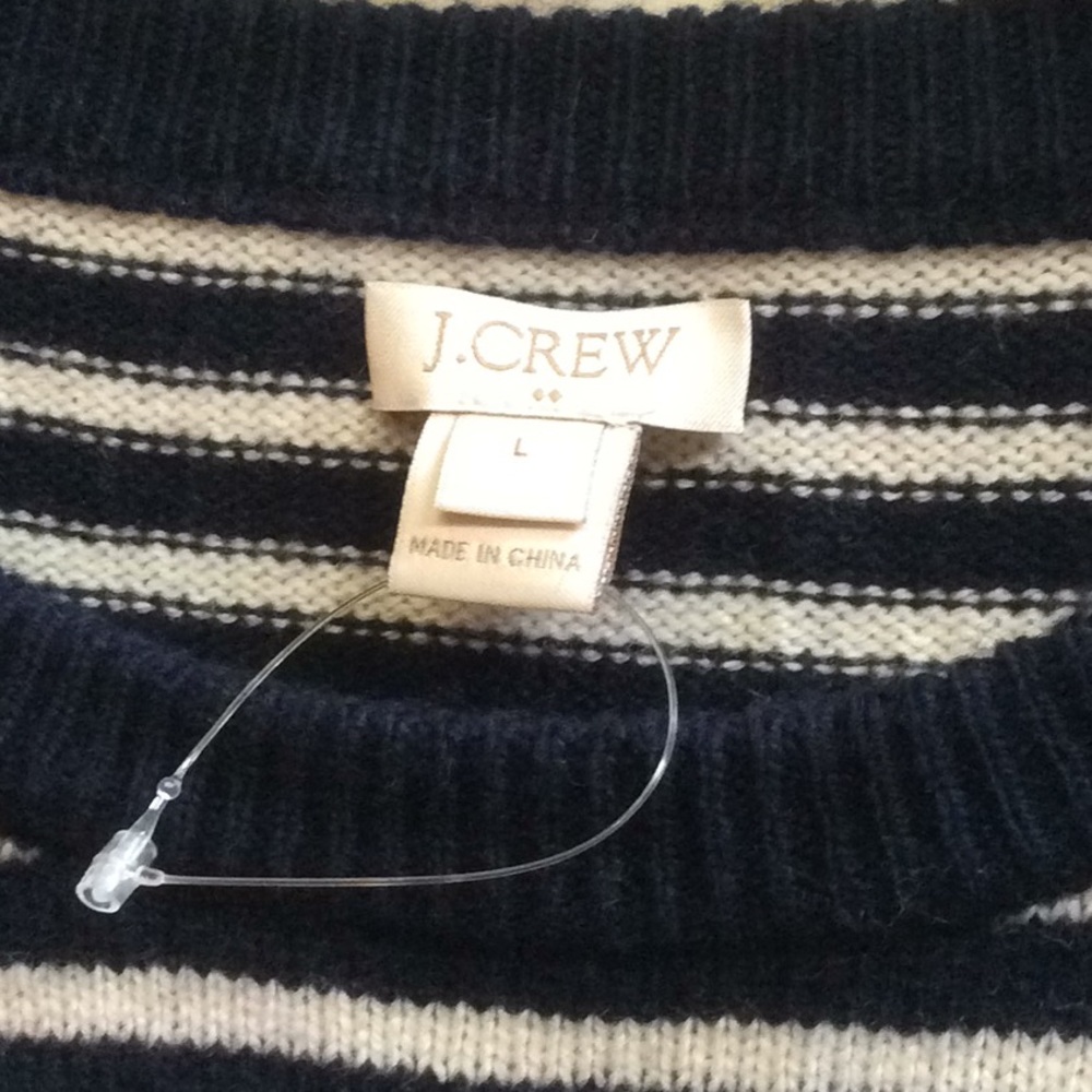 J. Crew merino wool sweater loose fit  blouse Sz L - Picture 2 of 8
